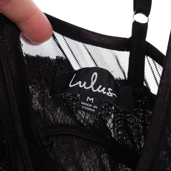 Lulu's Shine in the night Gold Black Lace Dress Medium NWT - Picture 11 of 11